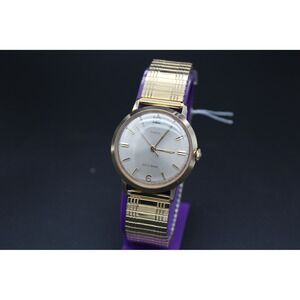 Vintage 1968 Timex Self-Wind Watch Mens Gold Tone Automatic Expansion Band